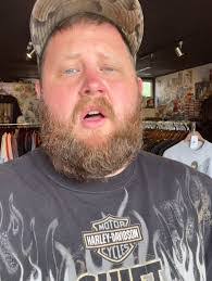 Corey Poteat's Instagram, Twitter & Facebook