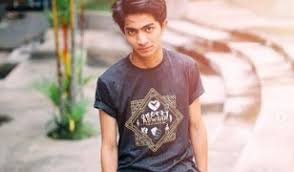 Floor 88 dan baby shima bersama lagi untuk berkolaborasi dengan lagu 'tak dapat raya'. Floor 88 Bukan Jenis Kaki Perempuan Mynewshub