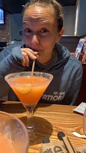 Alyssa Elder (@alyssabiere)