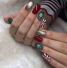 Who said christmas nails had to be covered in candy canes and boughs of holly? The Cutest And Festive Christmas Nail Designs For Celebration Voguehub Net