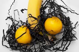 While you can use conditioner in a pinch (it really does work it also tends to be a little thicker, so it will stay put on your pubes instead of dripping down your legs. How To Shave Your Pubic Hair And Balls 2021 Guide