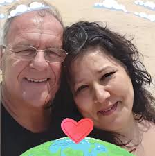 John Richard Baldwin, ​ más conocido como John Paul Jones (3 de enero de  1946) virtuoso músico multinstrumentista y compositor británico, reconocido  principalmente por haber sido bajista y teclista del grupo británico Led  Zeppelin.