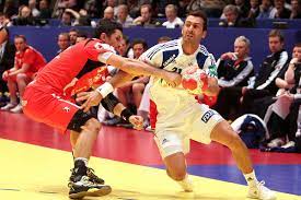 Being a member of the national team since 2005, he won gold medals at the 2008 and 2012 olympics, 2009, 2011 and 2017 world and 2006, 2010 and 2014 european championships. Datei Michael Guigou Montpellier Hb Handball Player Of France 4 Jpg Wikipedia