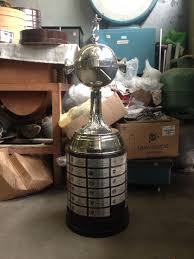 Posteriormente passou a se chamar taça libertadores da américa. Replica Da Taca Libertadores Da America Libertadores Da America Trofeus E Medalhas Taca Da Copa
