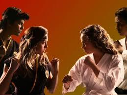 Aquí puedes ver el capítulo 3x10 de la serie cobra kai en español online y hd totalmente gratis. Cobra Kai Y Todos Los Detalles Del Elenco Para La Temporada 3 En Netflix Nacion Flix