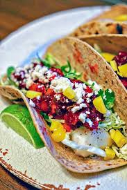 Selecciona el tipo de comida. Tacos De Pescado A La Parrilla Con Salsa De Frutas