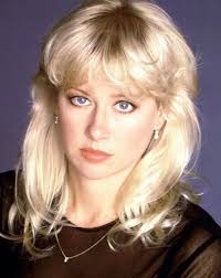 Seconds into the interview, comedian Erica Rhodes leaves Dan Ponce and  Robin Baumgarten speechless: https://tinyurl.com/263k4m2h