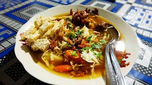 Bagian daging sapi yang paling enak tentu saja bagian lemusir yang berselingan dengan lemak tipis. 8 Wisata Kuliner Di Jepara Yang Paling Populer Pariwisataku