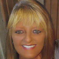 Tina Pettis's Instagram, Twitter & Facebook