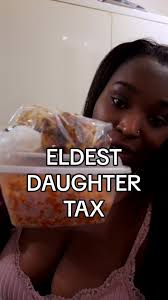 To my fellow First Born Daughters… Don’t forget to pack your left overs for  Boxing Day! #firstborndaughter #christmas