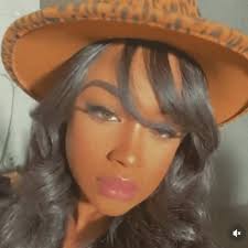 This folk singer who grew up in the 80s would love nothing more than to  make 80s dance pop🙋🏼‍♀️