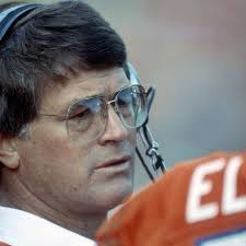 Dan Reeves should be in the Pro Football Hall of Fame