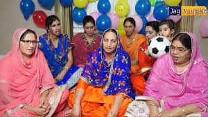 Suhag Punjabi Wedding Folk Songs Youtube Punjabi Wedding Folk Song Wedding Songs