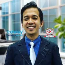 Start lambat lagi tenang berlari 🤣 aku pernah kena kat puma nitro night  run, berdebar dah tgk org lesap, kalau niat nak mengejar org depan memanh  tak rasa letih tau tau sampai