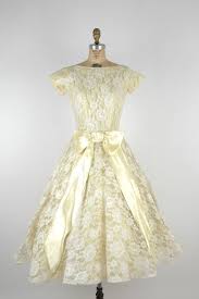 1950s Lace Wedding Dress Vintage Yellow By Dalenavintage On Etsy Lace Wedding Dress Vintage Wedding Dresses Unique Vintage Dresses