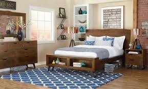 Bedroom furniture more and more people are coming straight to us when they wish to invest in stylish natural wood furniture for their bedrooms. London Loft King Bedroom Set By Home Trends Design Texas Furniture Hut