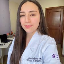 Dra. Valeria Michelle Sánchez Santos Pediatra, Monterrey