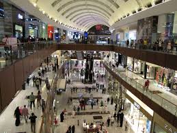 Visite Du Dubai Mall Le Plus Grand Centre Commercial Du Monde Le Blog De Sarah Blog De Voyage Dubai Visiter Dubai Centre Commercial