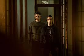 Find the perfect eduardo valdarnini stock photos and editorial news pictures from getty images. Bild Zu Eduardo Valdarnini Bild Eduardo Valdarnini Giacomo Ferrara Filmstarts De