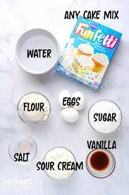 Add a box of instant pudding: Make Boxed Cake Mix Taste Like Bakery Cake