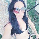 Amber Cassel's Instagram, Twitter & Facebook