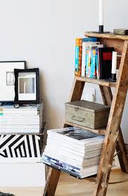 Idees Deco Magazine Westwing Magazine Escabeau Bois Rangement Livre Idee Deco