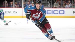 The official 2020 roster of the colorado avalanche, including position, height, weight, date of birth, age, and birth place. Landeskog Out 4 6 Weeks For Avalanche