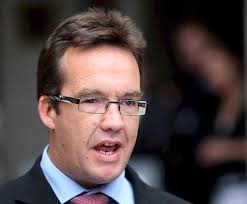 Robert Murat vai processar Stephen Birch