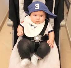 Did You Watch This Latest Picture Of Taimur Ali Khan Bollywood Swagger Taimur Ali Khan Kareena Kapoor Kareena Kapoor Khan