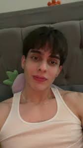 creo q ya no me veo tan mal sonriendo, los brackets están braceando 🙏🏻