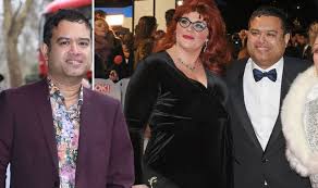 Paul sinha is a british comedian, broadcaster, and quiz player and has appeared in shows like university challenge: Paul Sinha Health Latest Anne Hegerty Gives Update On The Chase Star S Illness Samachar Central