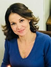 Angela Romano's Instagram, Twitter & Facebook