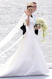 Unter dem jubel von tausenden schweden hat thronfolgerin victoria den bürgerlichen.ihrer eigenen hochzeit, die vor genau 34 jahren am selben tag stattfand. Einmal Prinzessin Prinzessin Victoria Von Schweden Victoria Von Schweden Prinzessin Victoria