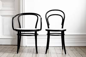 Thonet Chairs I Have A Thing For Bentwood Chairs Classic Chair Design Dining Chairs Diy Bentwood Chairs