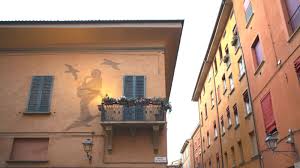 La casa di lucio dalla a bologna riapre. Via D Azeglio Visitare Bologna In Tre Giorni Visitup Bologna
