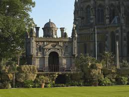 Arundel castle and gardens is a museum in arundel. Arundel Castle Gardens West Sussex England