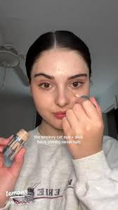 Achieve the Perfect Smokey Cat Eye Makeup: Douyin Inspired Tips