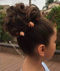 Unique flower girl hairstyles for weddings from vintage flower girl hairstyles. 20 Flawless Flower Girl Hairstyles