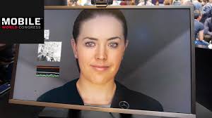 Mercedes: Intelligenter Avatar Sarah auf dem MWC 2018!