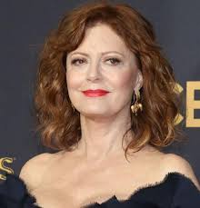 Blackbird' explores beauty, grace in death