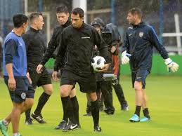 El equipo de russo se juega sus chances de ser campeón nada menos el boca de russo vienen de ganar cinco partido consecutivos (apenas empató con independiente en la primera fecha), mientras que en lo que va del. Gimnasia Vs Boca Partido Suspendido Por Mal Clima Via Canal Tnt Sports Foto 1 De 3 Internacional Futbol Peru Com