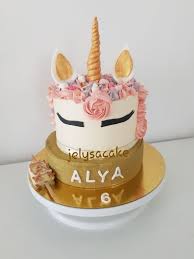 Photos De Gateau D Anniversaire Et Cakedesign Allocakes Photo Gateau Anniversaire Gateau Anniversaire Gateau