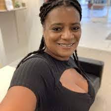 Courtney Vereen's Instagram, Twitter & Facebook