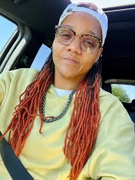 Soft femme looking for my opposite! Any stud looking to chat?