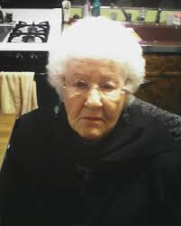 Doris Sauer's Instagram, Twitter & Facebook