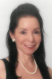 Lillian Contreras's Instagram, Twitter & Facebook