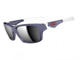 Blick.ch bietet ihnen aktuelle nachrichten und analysen zum thema. Dieter Bohlen Tragt Eine Oakley Jupiter Squared Sonnenbrille
