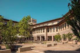 Mühendislik fakültesi öğrencilerinin girişimi ve özverili çalışmaları ile hayat bulan tunnelx açıldı. Koc Universitesi Muhendislik Fakultesi Facebook