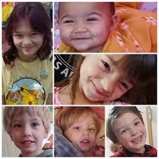 Hii heard we are introducing ourselves! Names Talia 21, I don't post much  but y'all are gorgeous 🥰 thanks for inviting me🫶