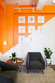 Dani Arps Knows How To Design Rooms That Help You Get Things Done Office Wall Decor Office Interiors Office Walls